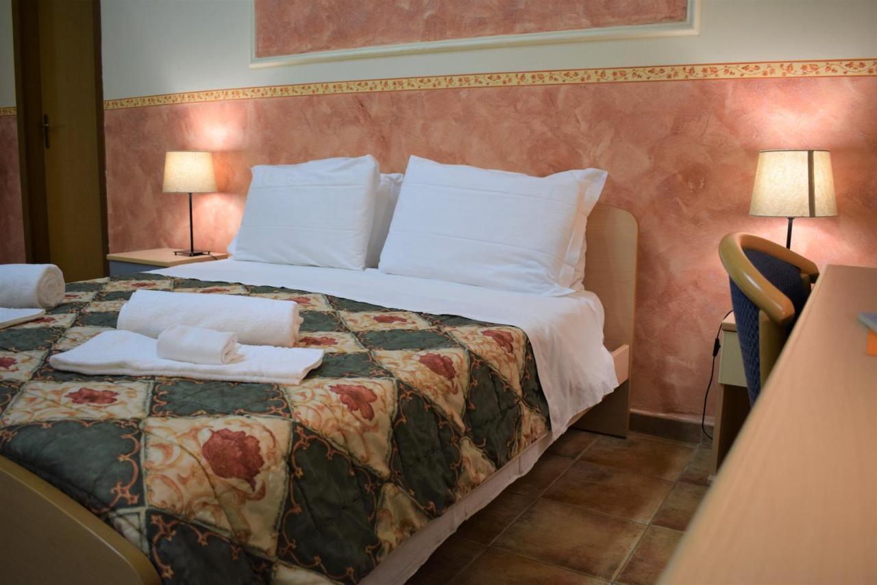 Hostel Il Tetto Мелфи Екстериор снимка